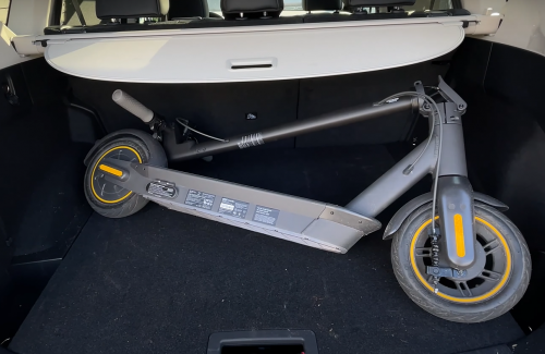 2025【AOVO®Max】Electric Scooter | Super Range 60km, 33km/h max speed , 500W Rate Power, 750Max Power, 36V, 15.6Ah, Ships from Germany or USA photo review