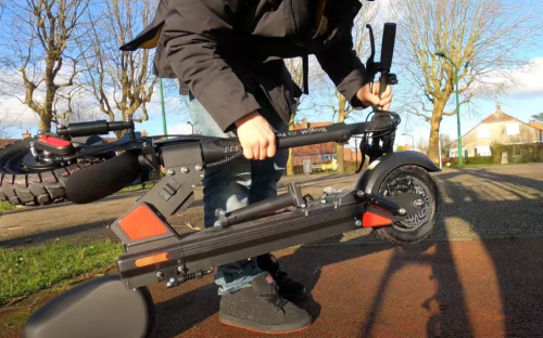 【20Ah Bogist C1 Pro】Upgraded 70km electric scooter with seat | 600W, 13Ah 40km / 20Ah 70km, Give away lock and bag, smartphone holder [Ship from EU] photo review