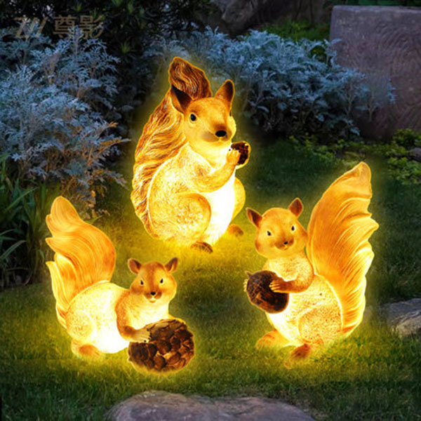 Squirrel solar light clearance