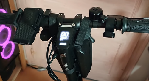 【20Ah Bogist C1 Pro】Upgraded 70km electric scooter with seat | 600W, 13Ah 40km / 20Ah 70km, Give away lock and bag, smartphone holder [Ship from EU] photo review