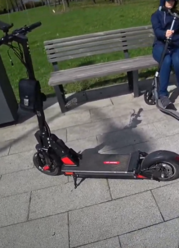 Bogist C1 Pro electric scooter with seat,  45km/h max speed, 40km, 13Ah battery, Innovative one-step folding style, ships to Europe from Germany photo review