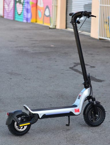 AOVO®X5 - Silver electric scooter | 800W rate power, 1200W max power, 48V13/15/18Ah, 45~60km Range, 45km/h max speed, with APP, Factory Model: X5 | Only ship to EU, not ship to UK photo review