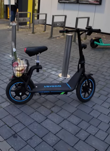 【BOGIST M5 Elite- Honey Whale】 (Zimablue version), Portable mini eMotorcycle, 500W, 48V, 45Km, 13.6Ah removable battery,14-inch Tire, EU or US shipping photo review
